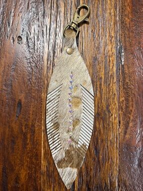 Keep It Gypsy Leather Feather Keychain Bag Tag with Crystal Rhinestones NEW